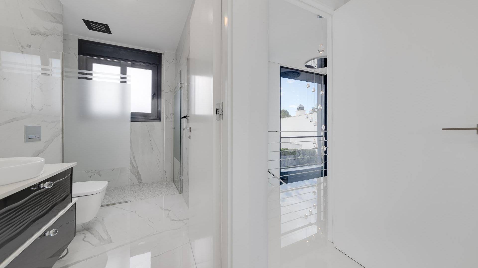 Second hand - Independent villa - San Miguel de Salinas - Cerro del Sol