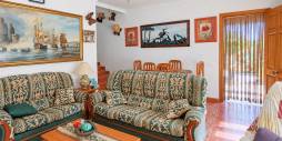 Second hand - Independent villa - San Miguel de Salinas - Ciudad de las comunicaciones