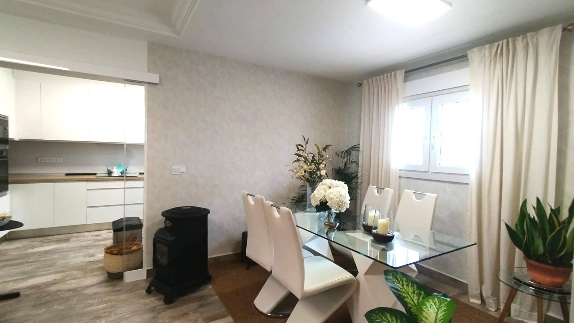 Second hand - Independent villa - San Miguel de Salinas - Las filipinas