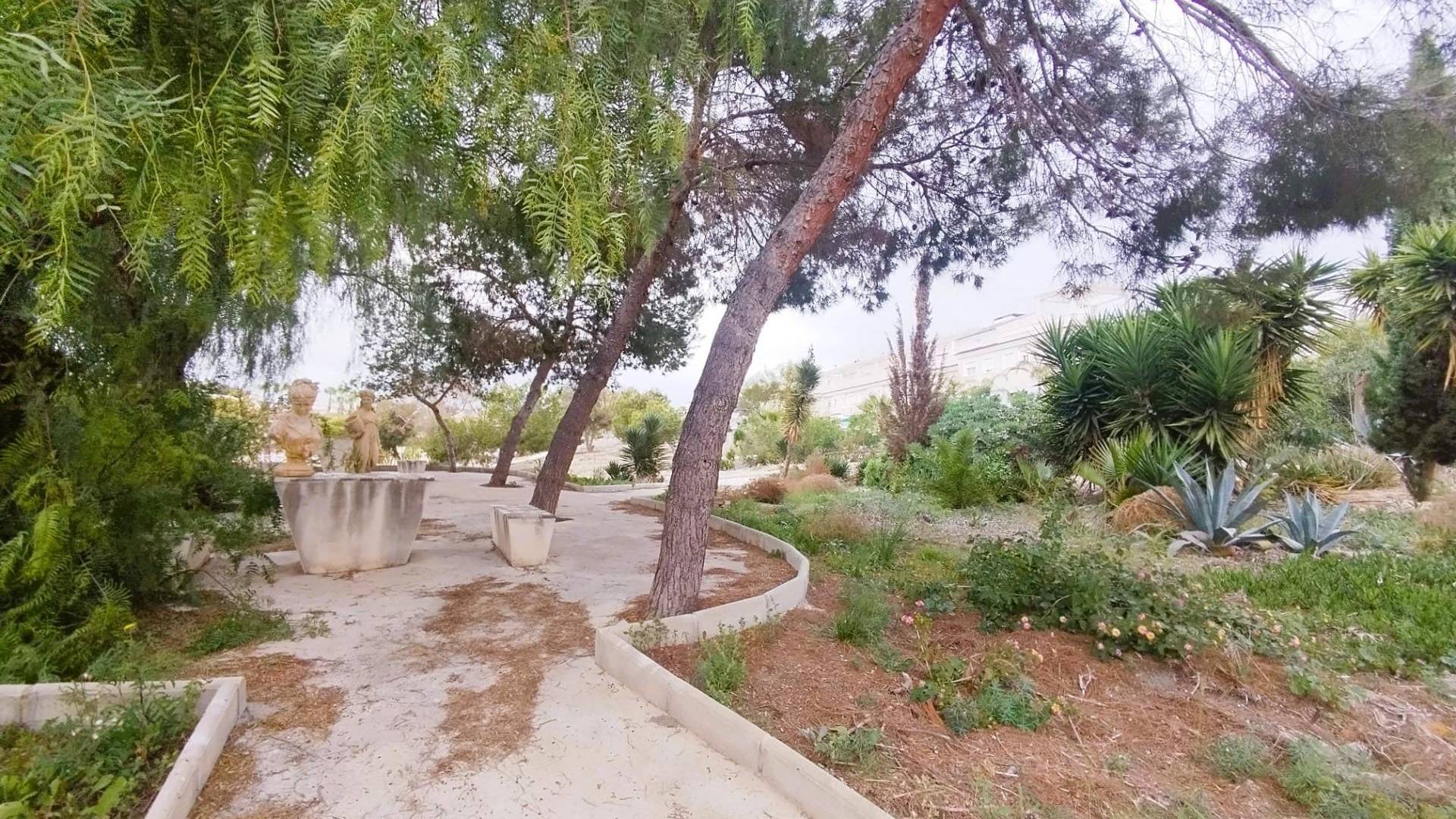 Second hand - Independent villa - San Miguel de Salinas - Las filipinas