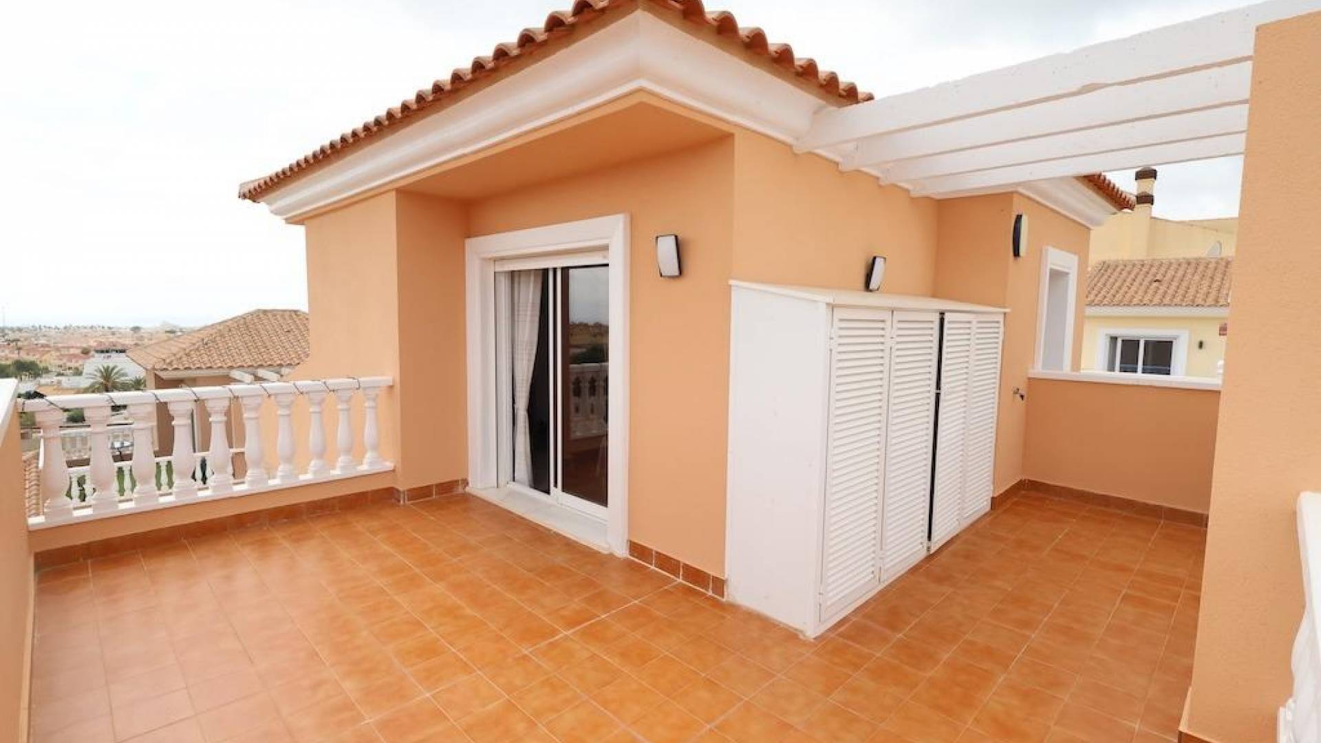 Second hand - Independent villa - San Miguel de Salinas - LAS FILIPINAS