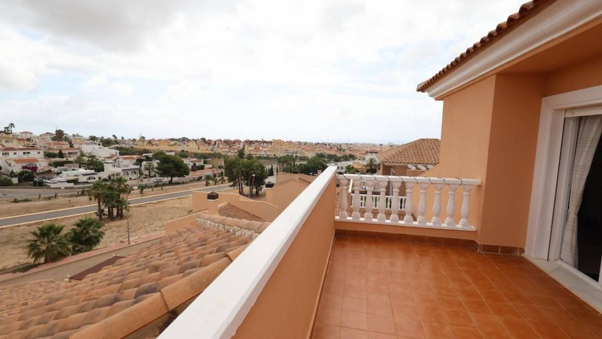 Second hand - Independent villa - San Miguel de Salinas - LAS FILIPINAS