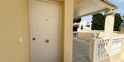 Second hand - Independent villa - San Miguel de Salinas - Las Filipinas
