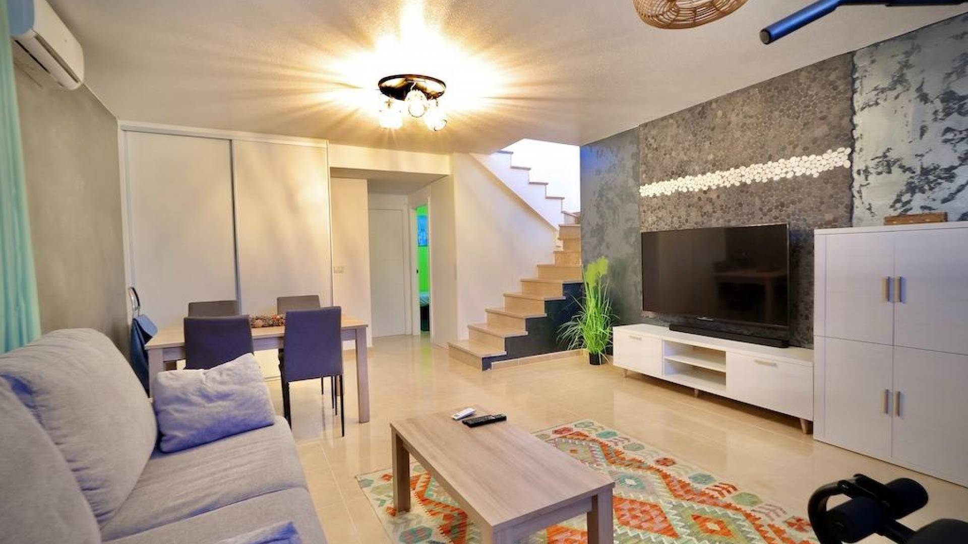 Second hand - Independent villa - San Miguel de Salinas - Pueblo 9