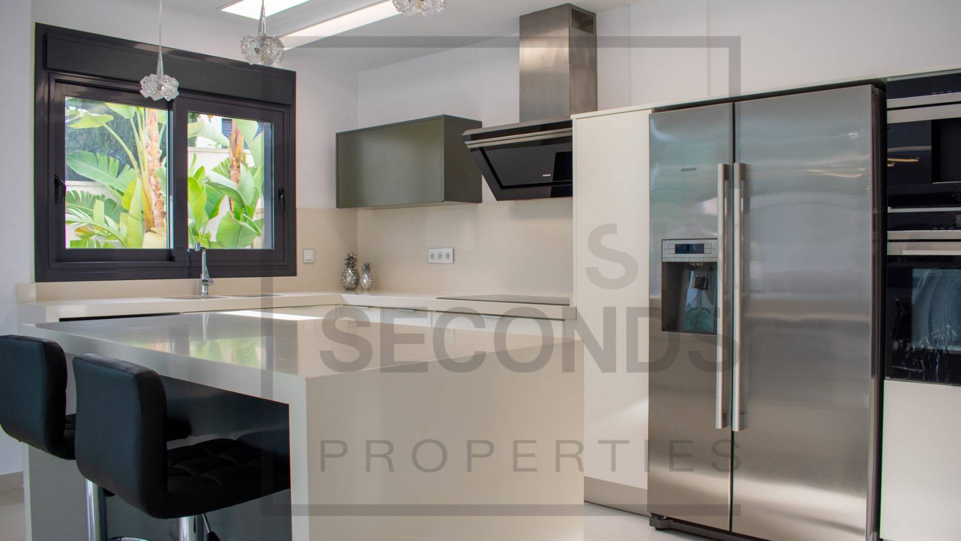 Second hand - Independent villa - San Miguel de Salinas - Urbanizaciones