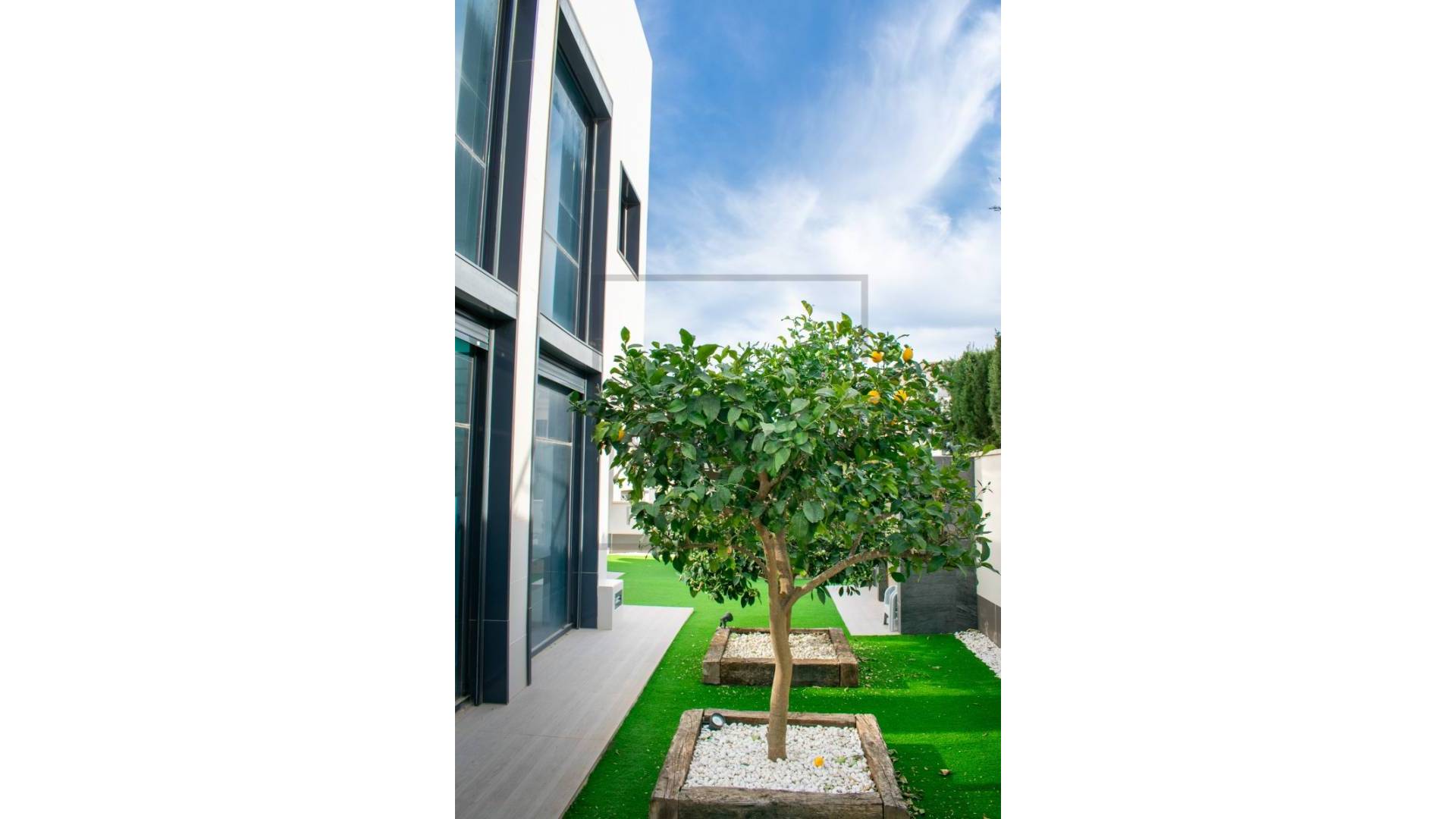 Second hand - Independent villa - San Miguel de Salinas - Urbanizaciones