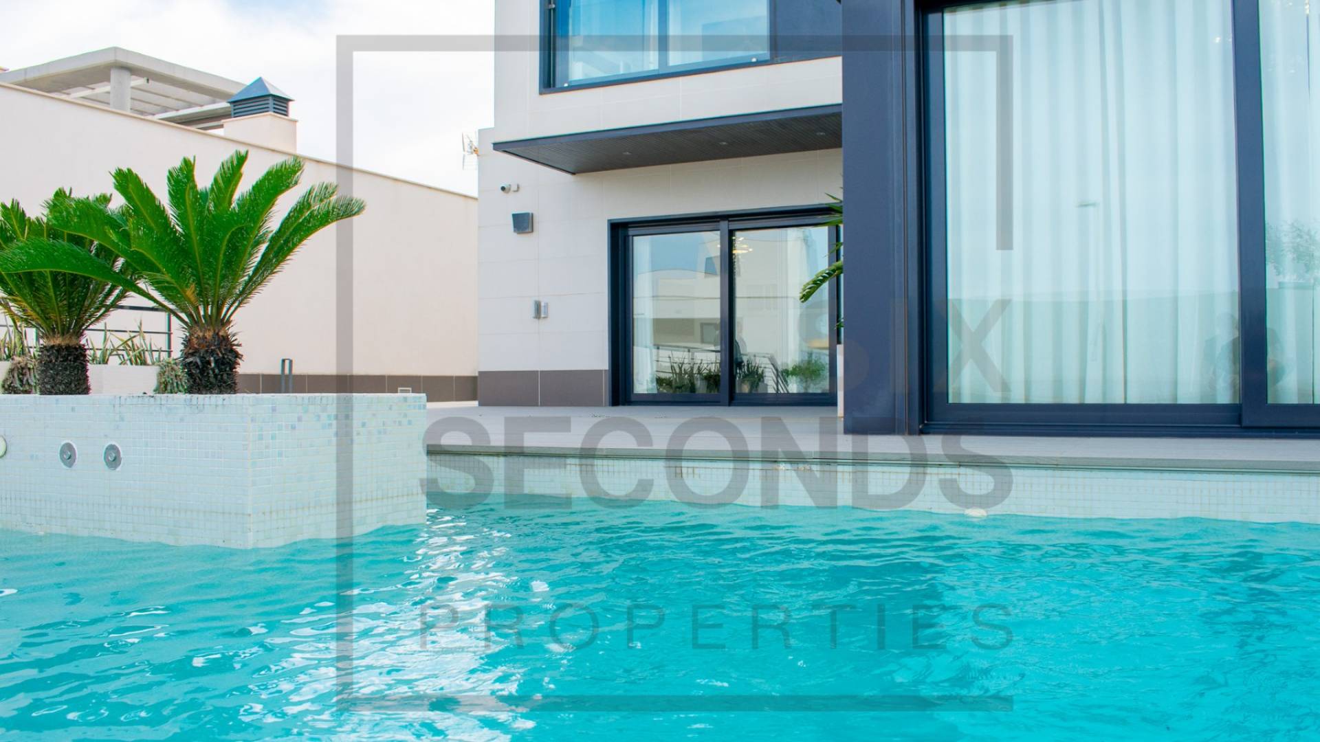 Second hand - Independent villa - San Miguel de Salinas - Urbanizaciones