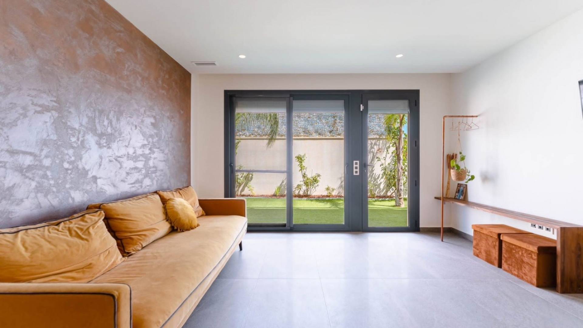 Second hand - Independent villa - San Miguel de Salinas