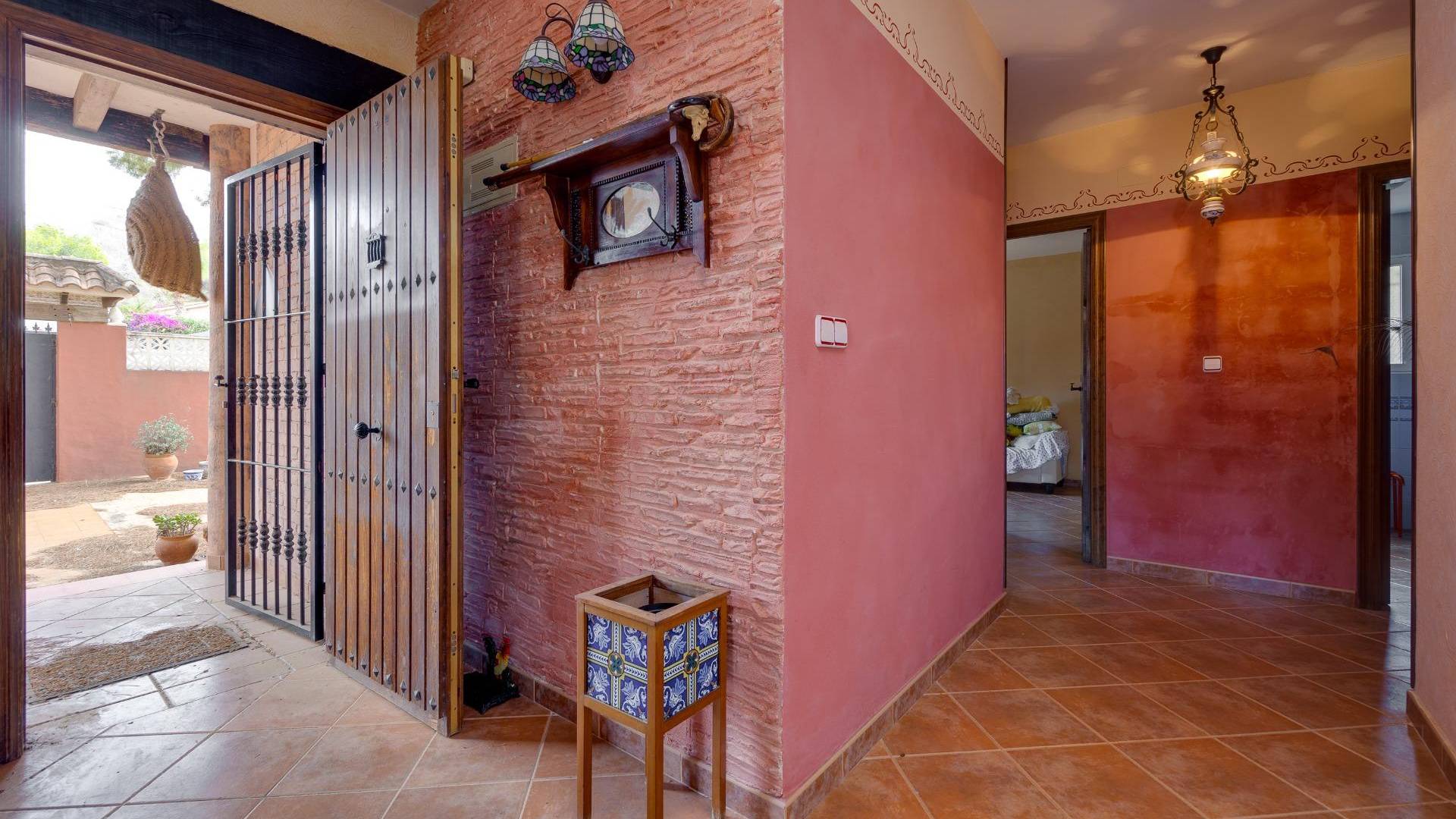 Second hand - Independent villa - San Miguel de Salinas