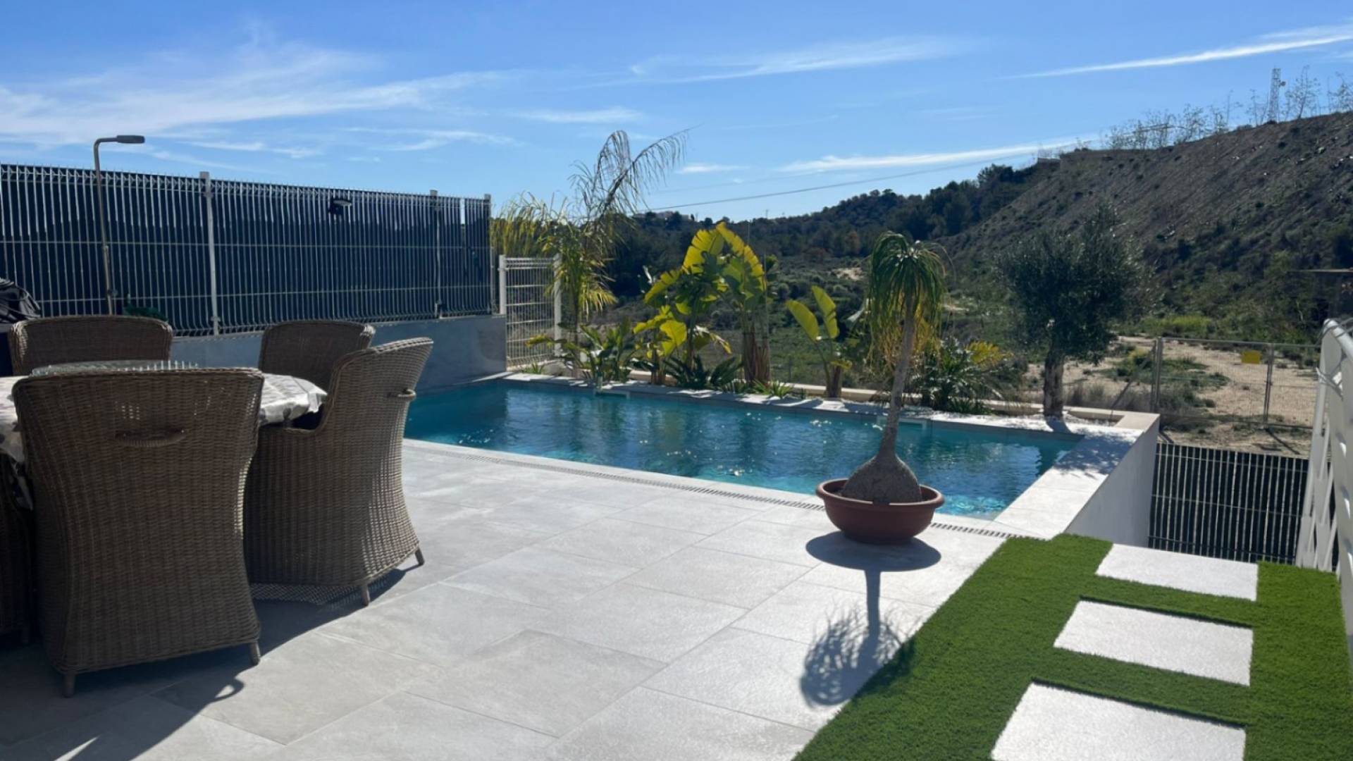 Second hand - Independent villa - San Miguel de Salinas