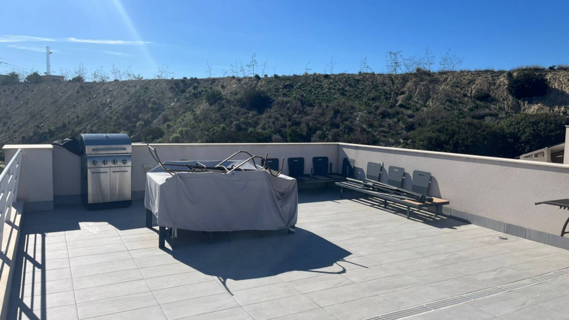 Second hand - Independent villa - San Miguel de Salinas