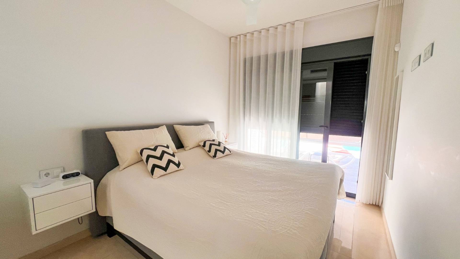 Second hand - Independent villa - San Miguel de Salinas