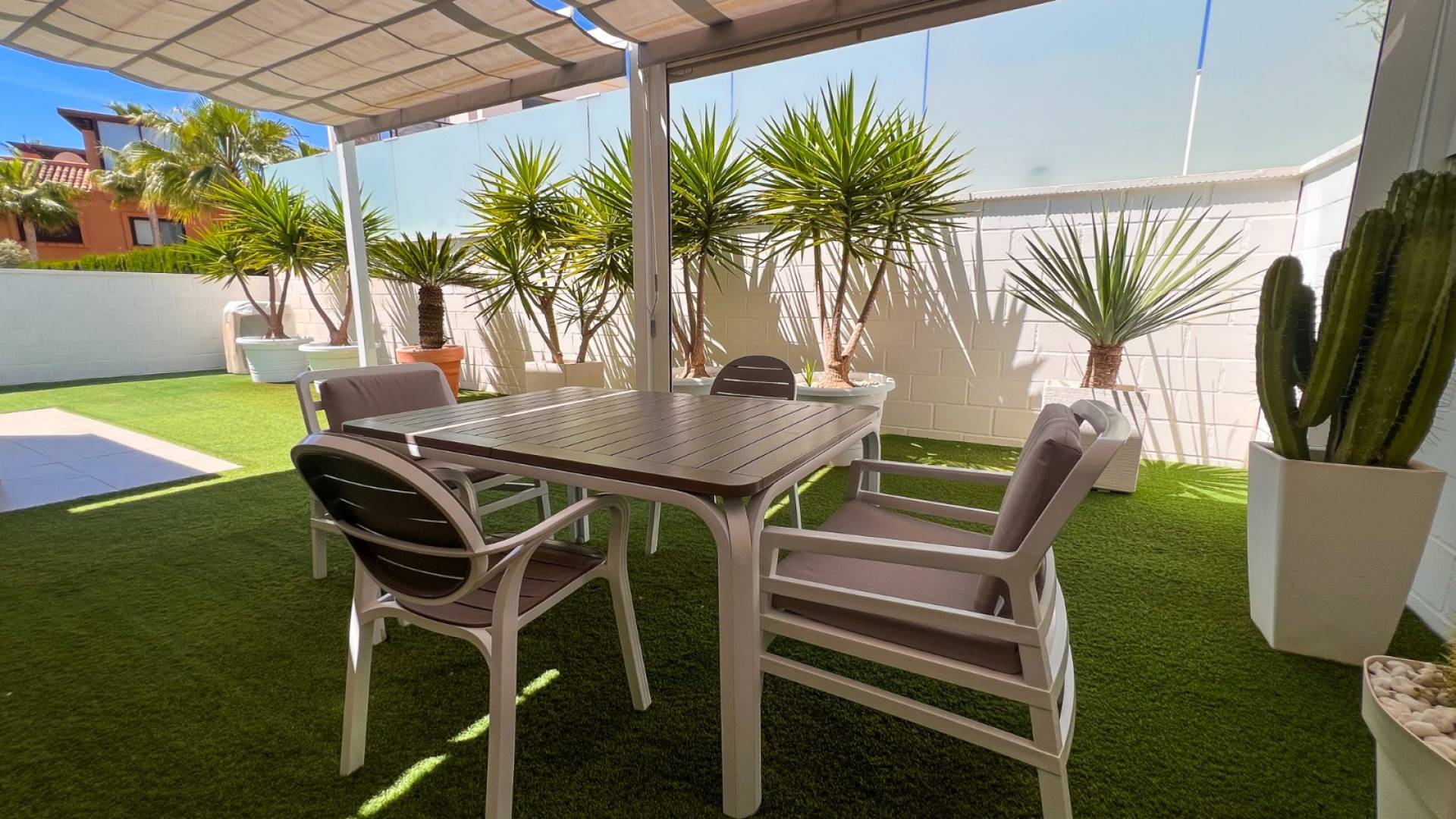 Second hand - Independent villa - San Miguel de Salinas