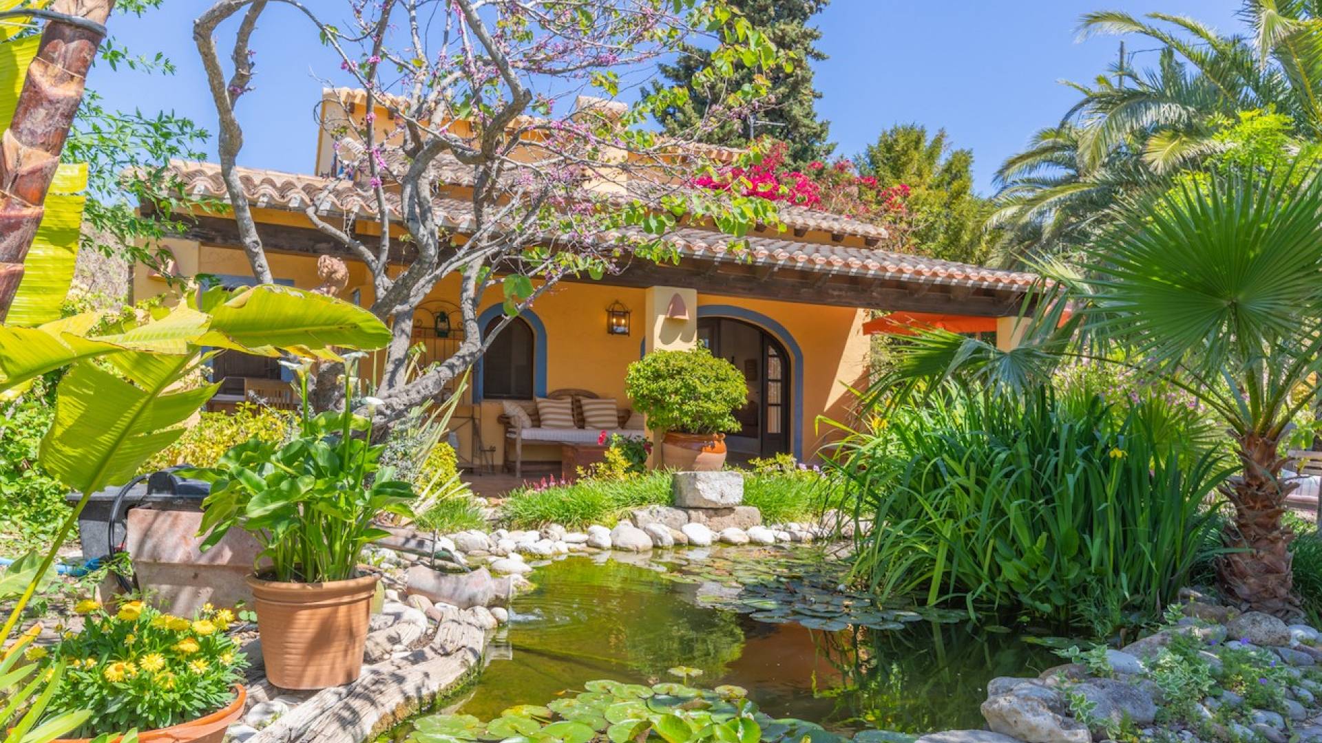 Second hand - Independent villa - Teulada