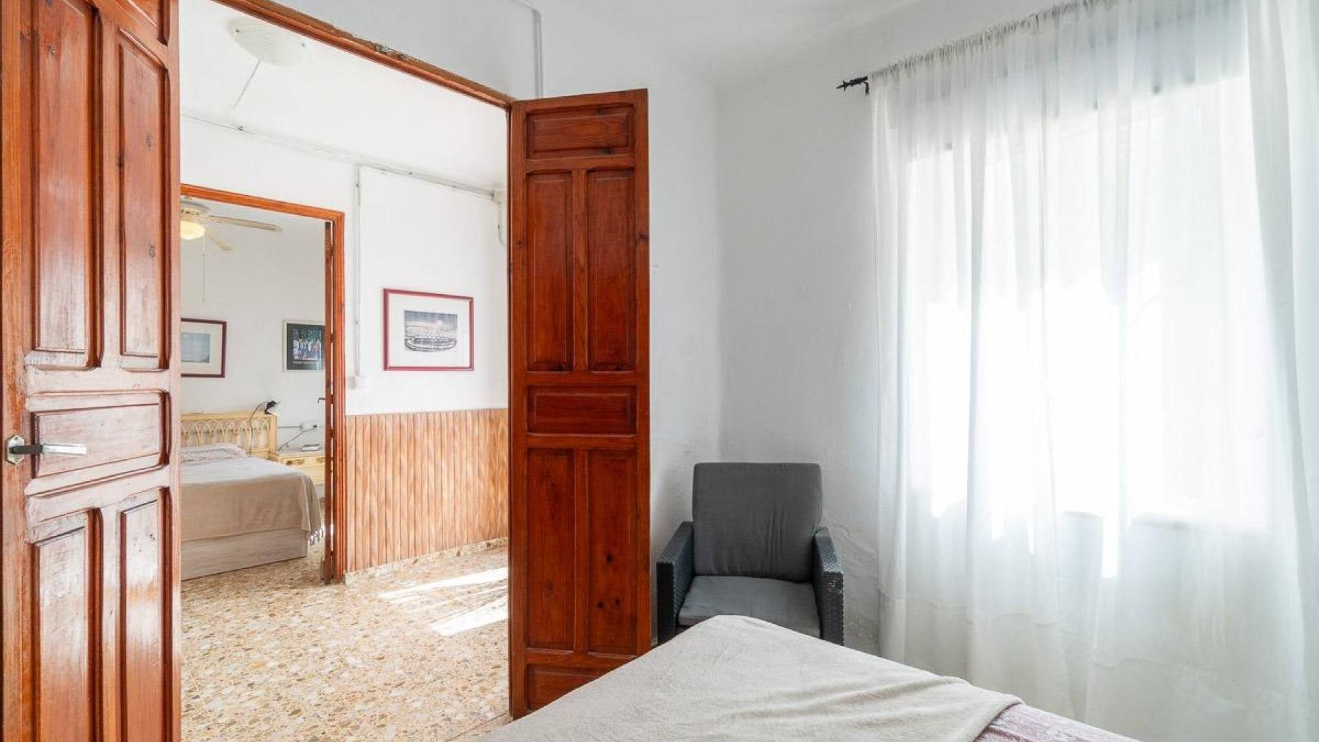 Second hand - Independent villa - Torre - Pacheco - Roldán