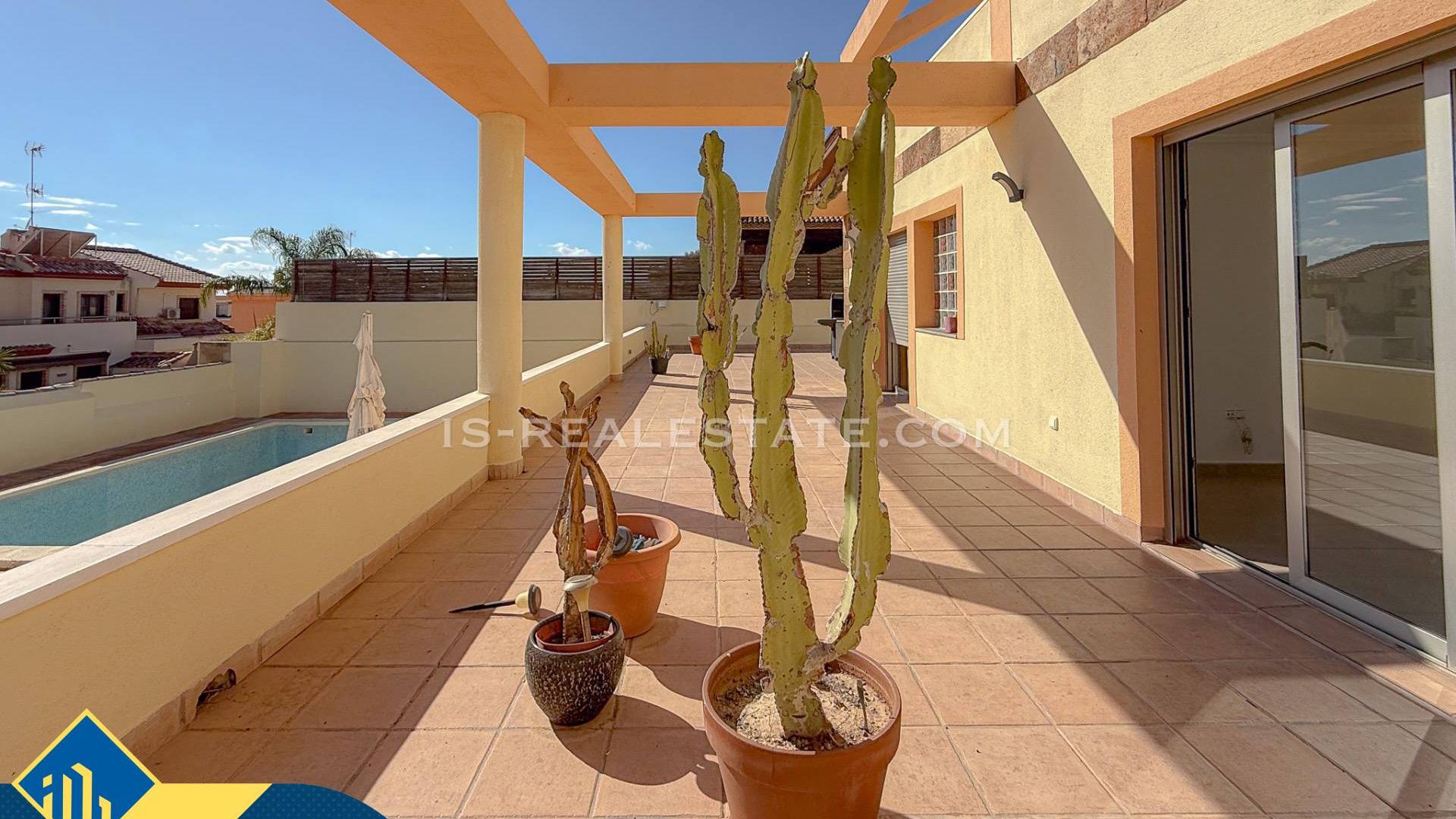 Second hand - Independent villa - Torrevieja - Aguas nuevas 2