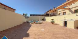 Second hand - Independent villa - Torrevieja - Aguas nuevas 2