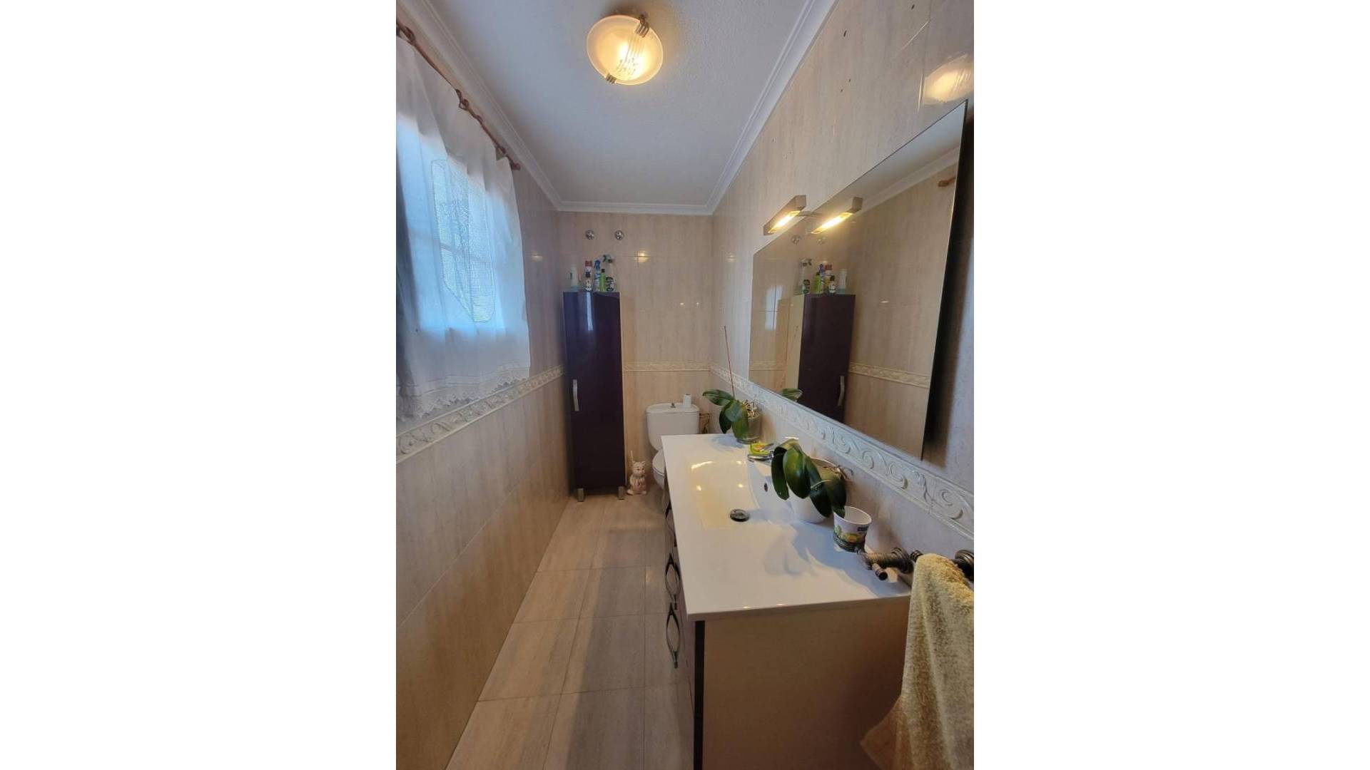 Second hand - Independent villa - Torrevieja - Aguas Nuevas