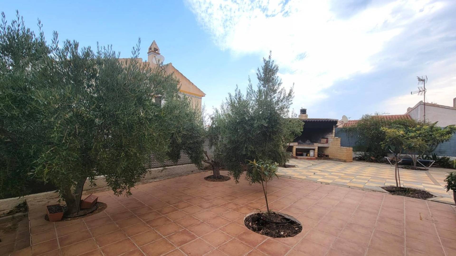 Second hand - Independent villa - Torrevieja - Aguas Nuevas