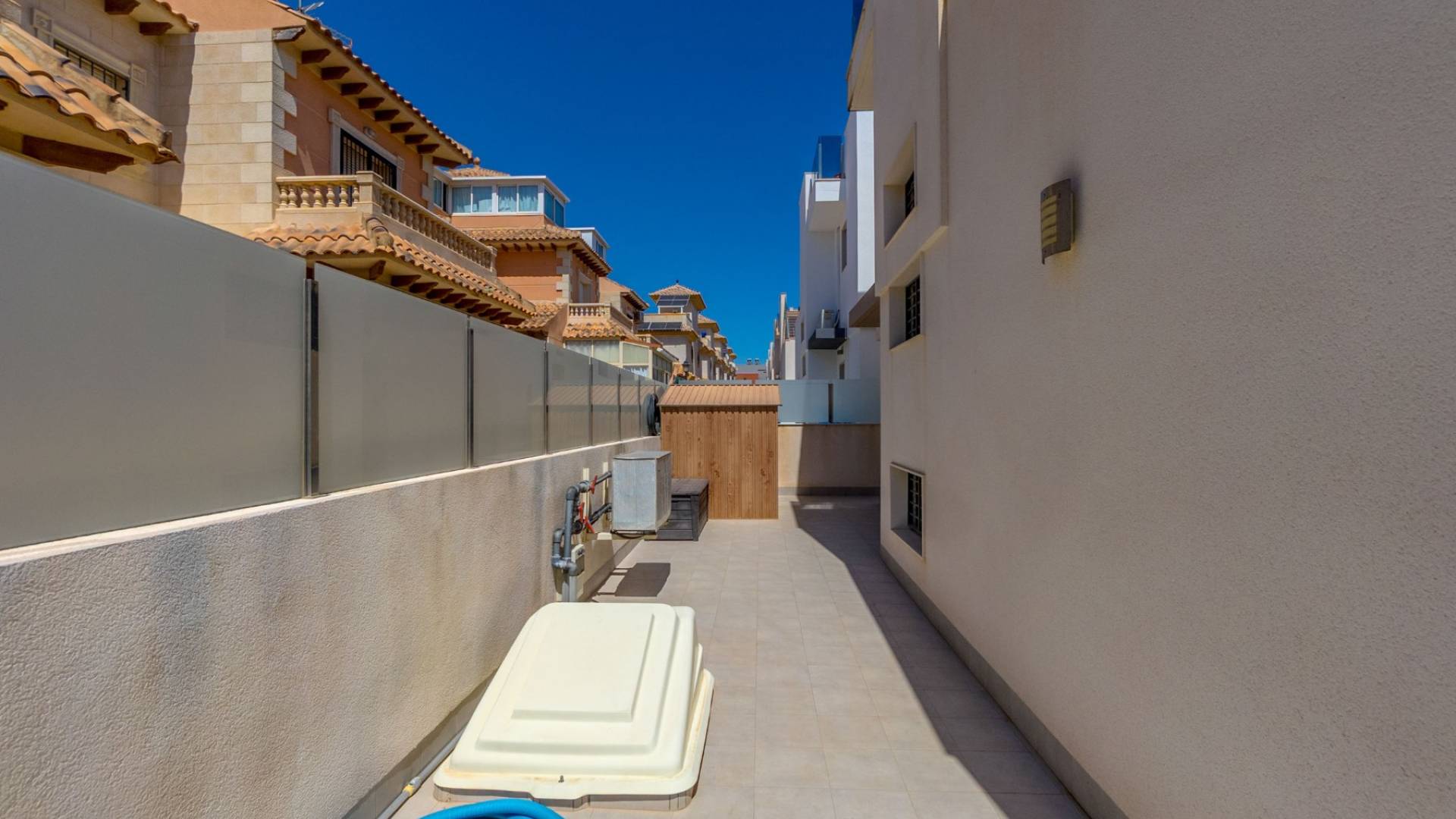 Second hand - Independent villa - Torrevieja - Aguas Nuevas