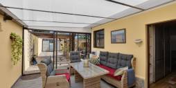 Second hand - Independent villa - Torrevieja - Aguas Nuevas