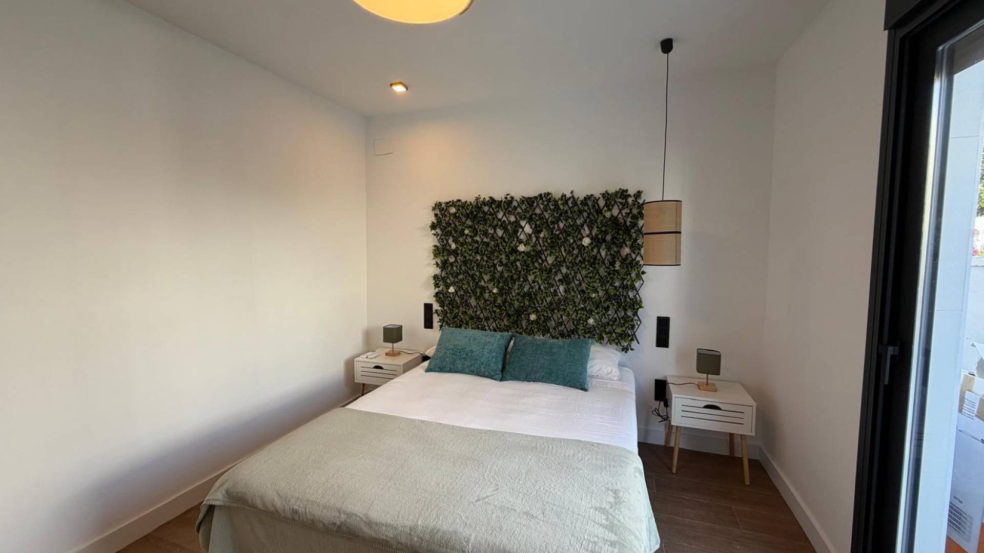 Second hand - Independent villa - Torrevieja - Calas blanca