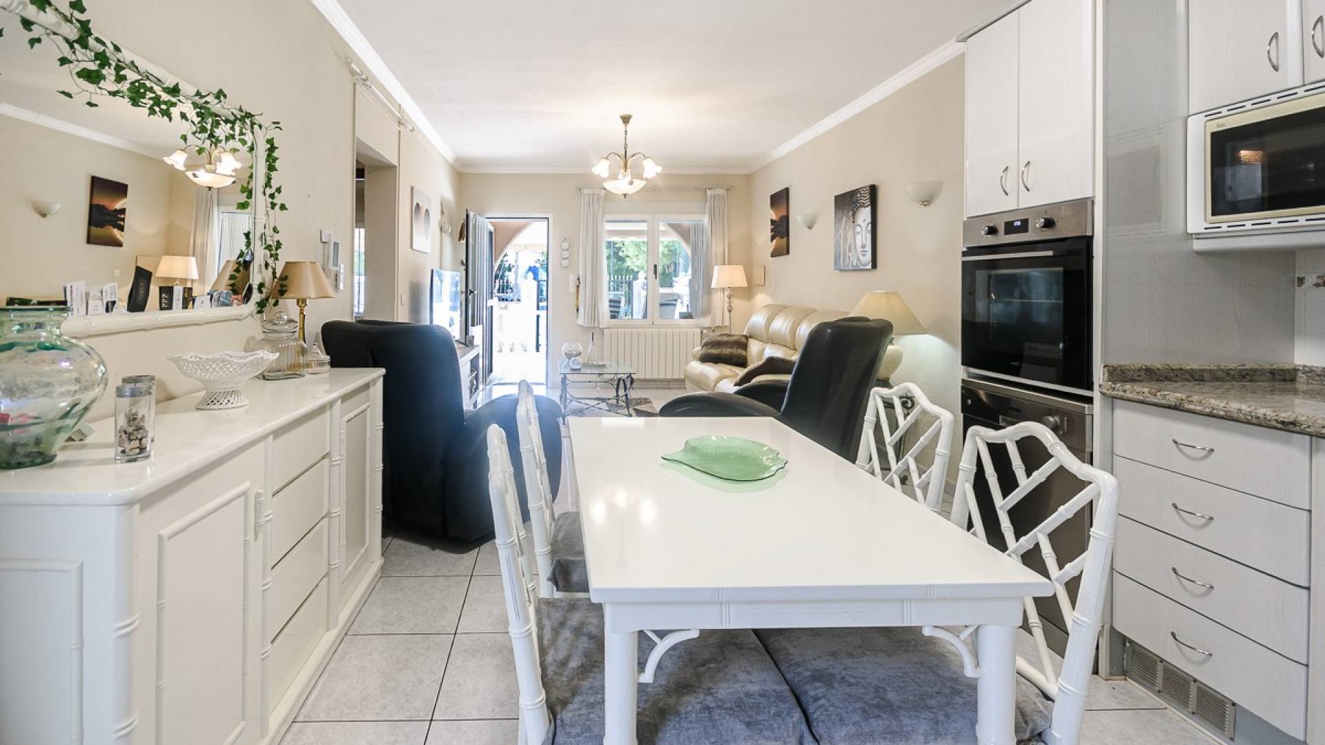 Second hand - Independent villa - Torrevieja - Calas Blancas