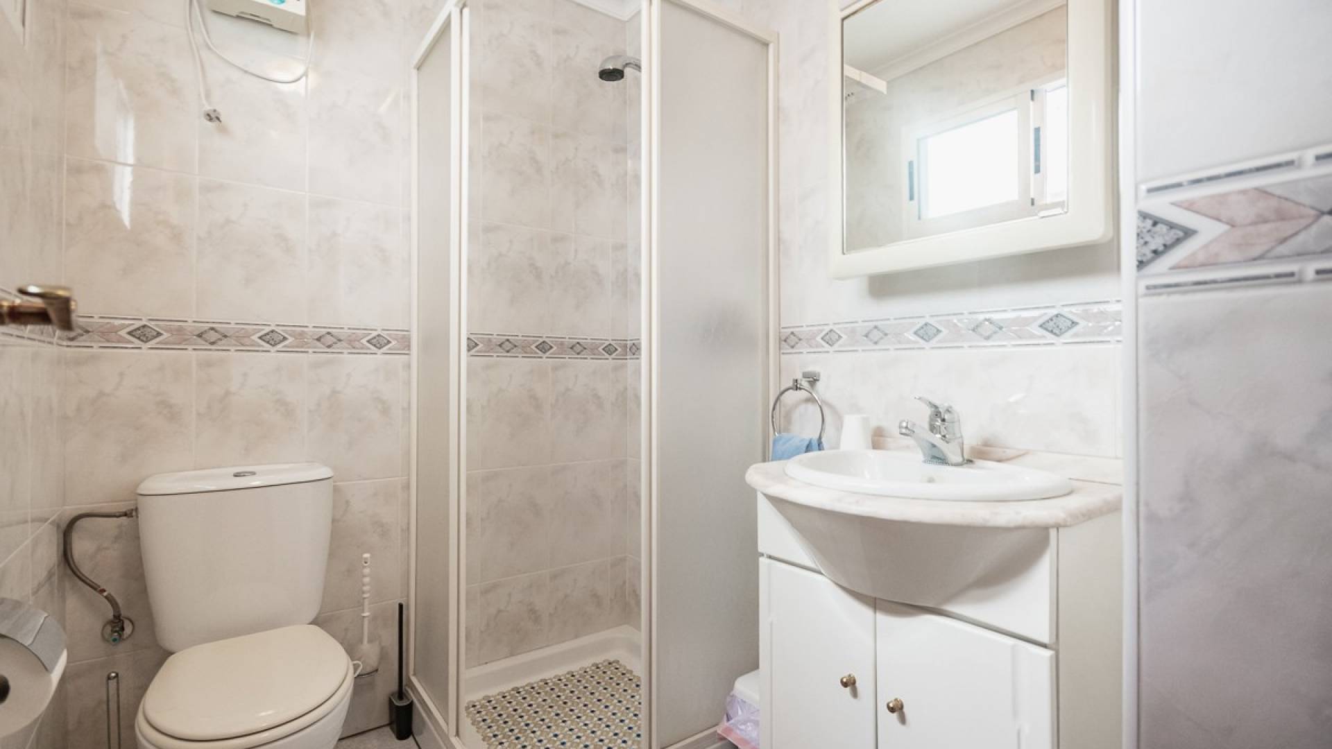 Second hand - Independent villa - Torrevieja - Calas Blancas