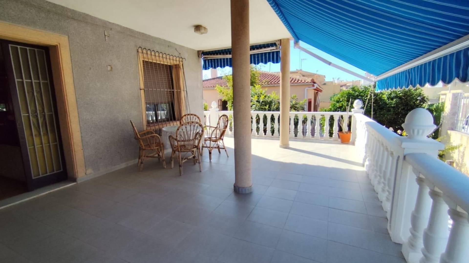 Second hand - Independent villa - Torrevieja - Center