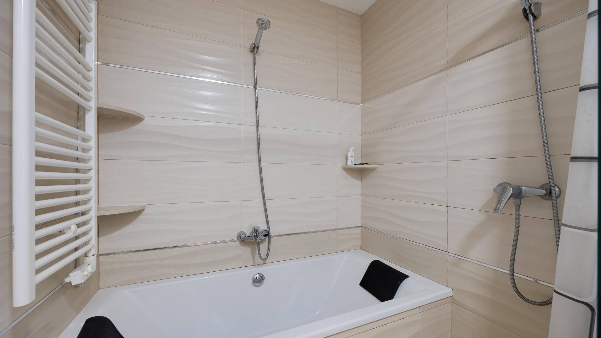 Second hand - Independent villa - Torrevieja - Centro