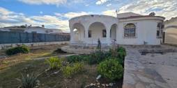 Second hand - Independent villa - Torrevieja - El Chaparal
