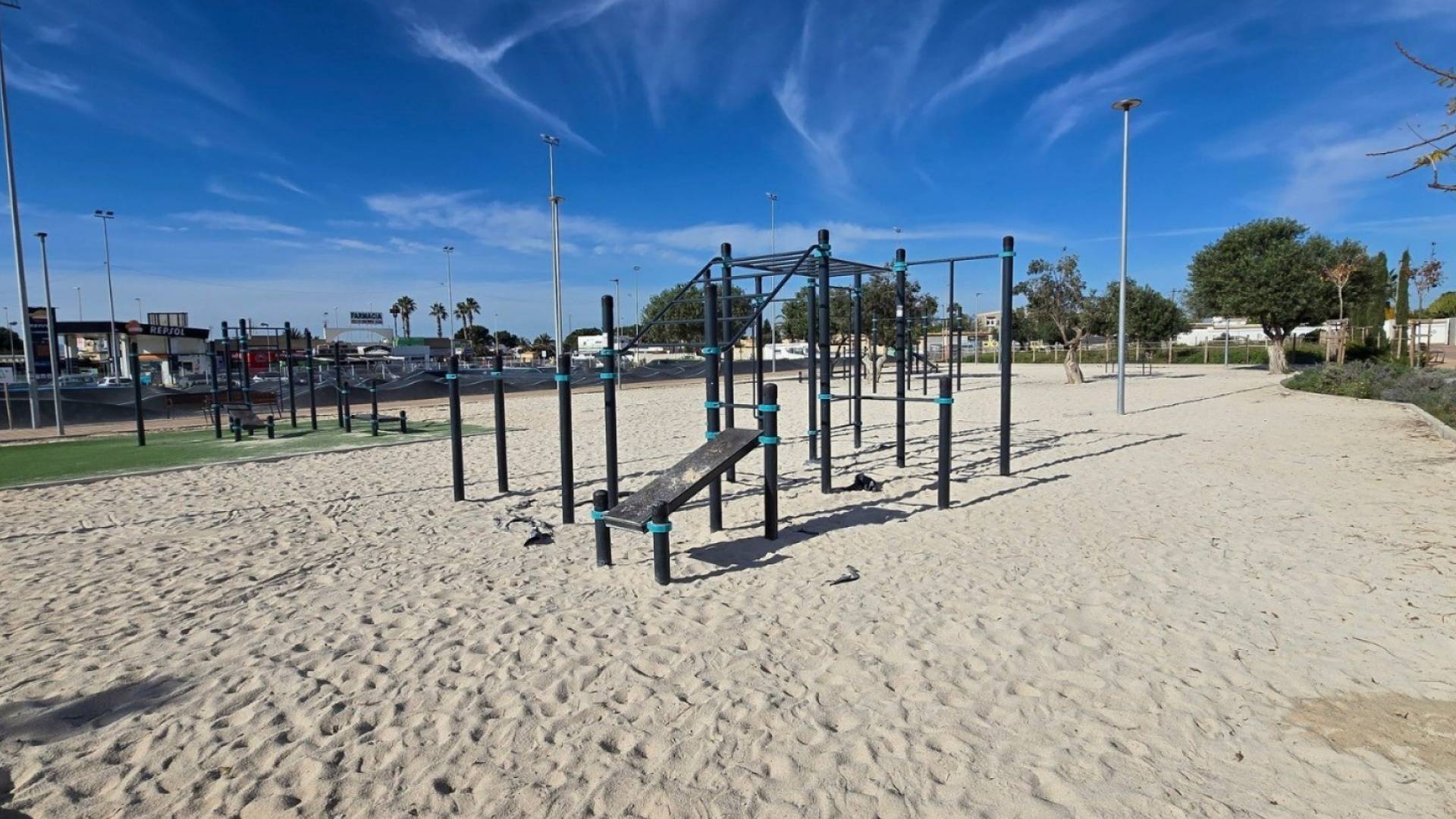 Second hand - Independent villa - Torrevieja - El Chaparal