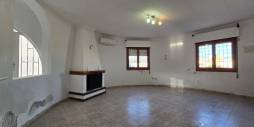 Second hand - Independent villa - Torrevieja - El Chaparal