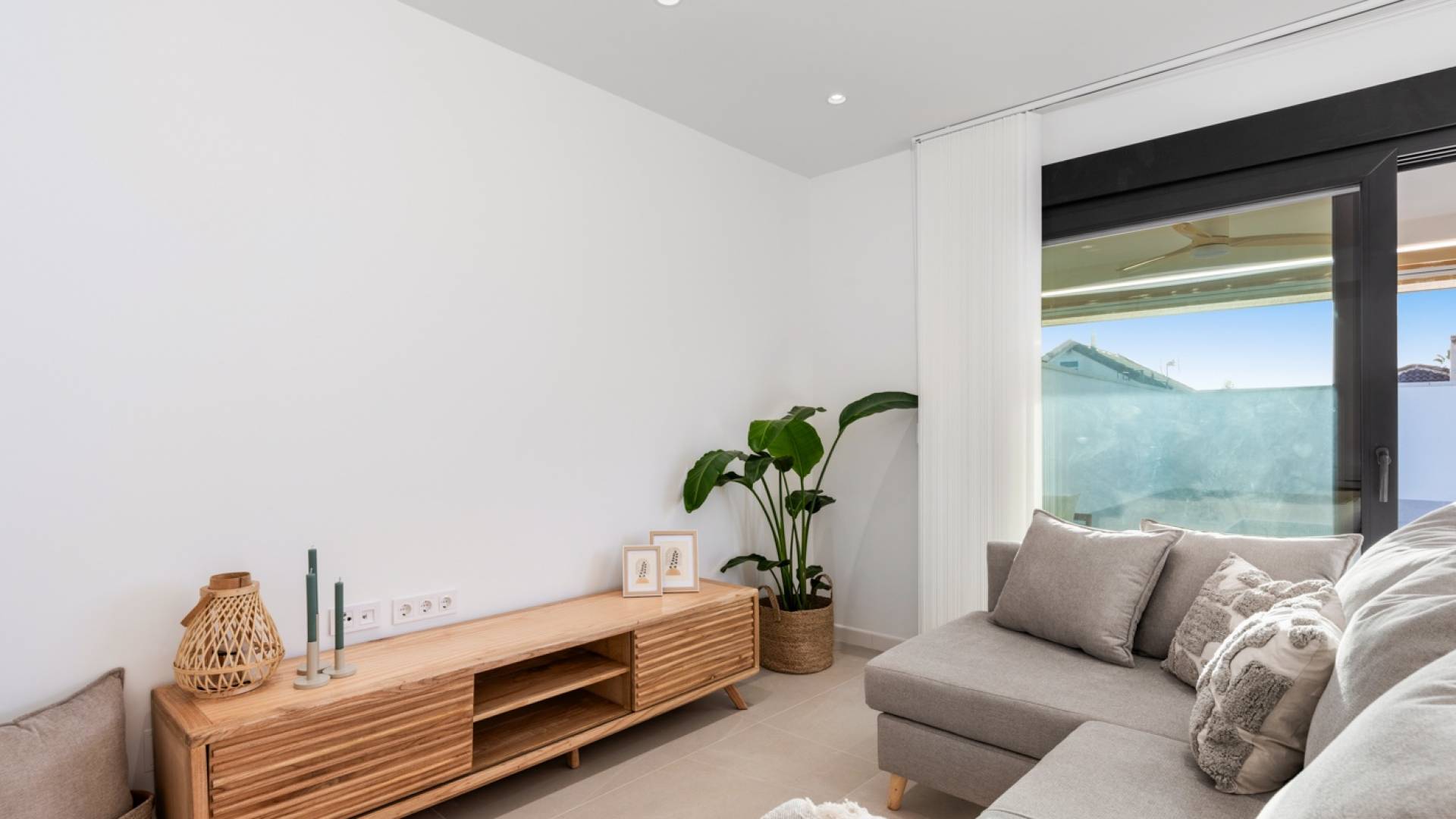 Second hand - Independent villa - Torrevieja - El Chaparral