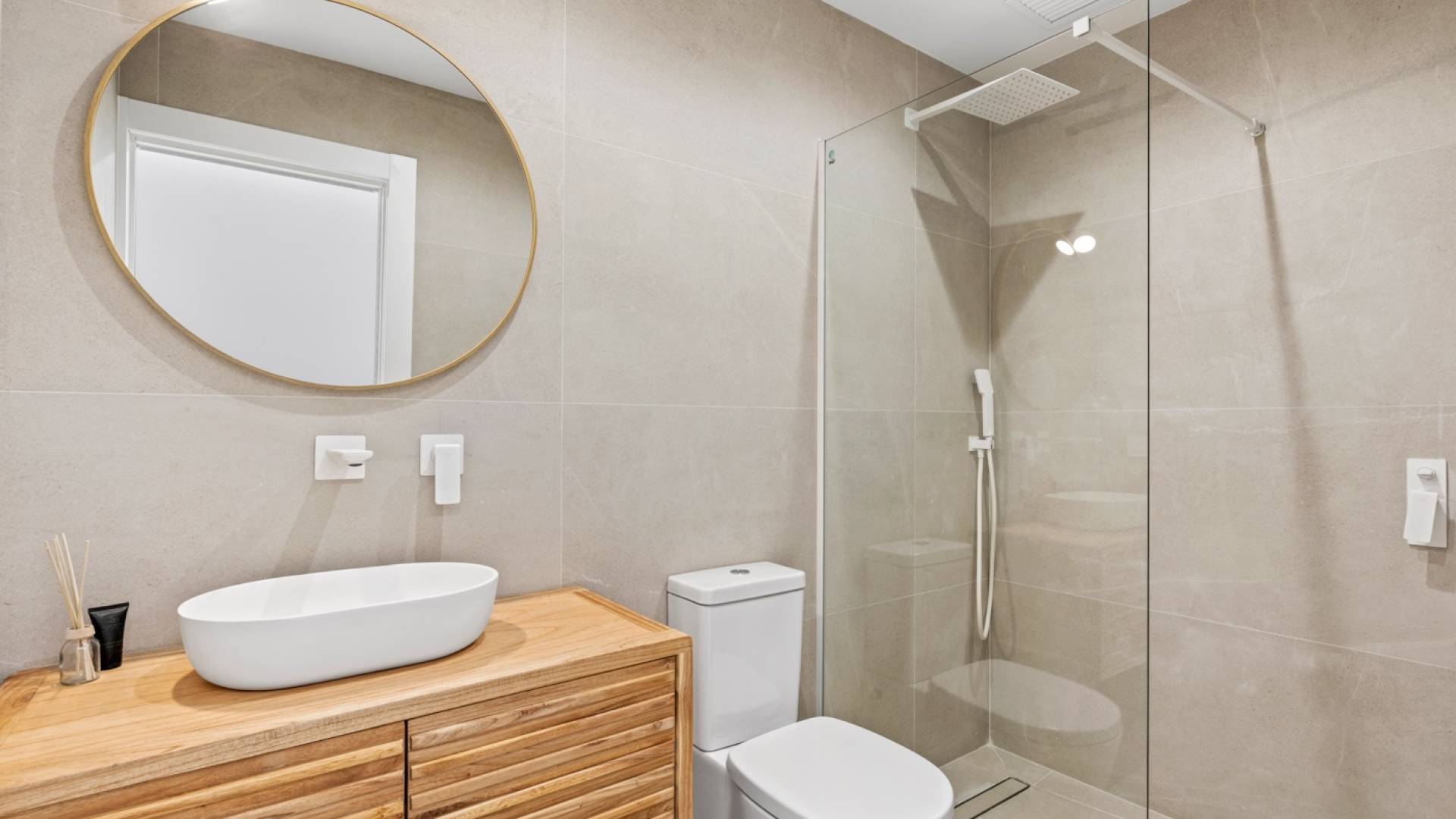 Second hand - Independent villa - Torrevieja - El Chaparral