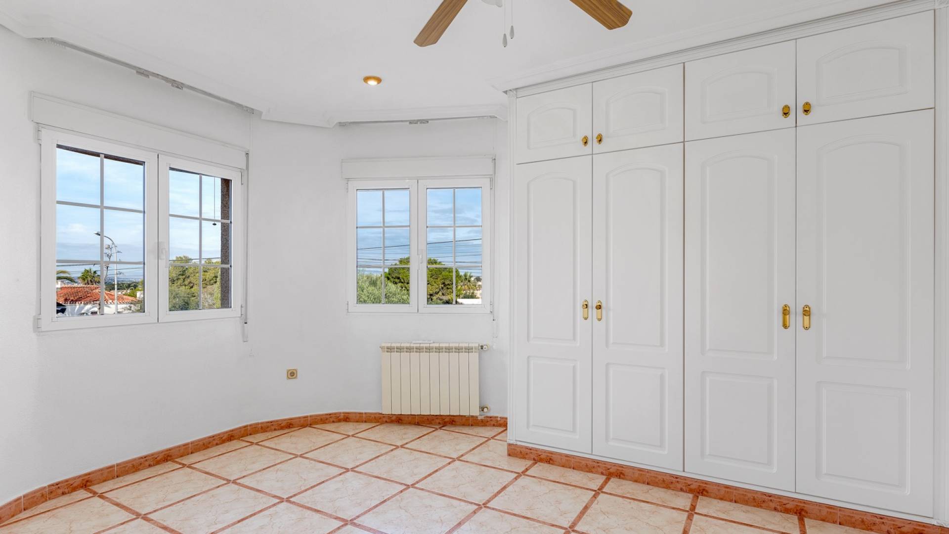 Second hand - Independent villa - Torrevieja - El Chaparral