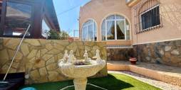 Second hand - Independent villa - Torrevieja - El chaparral