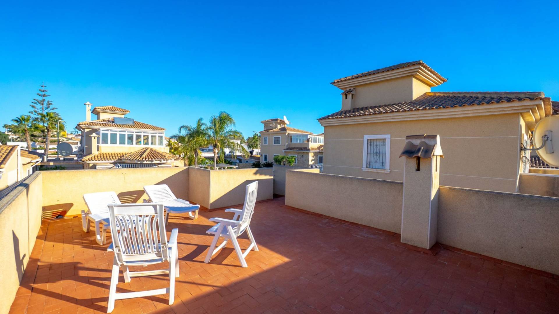 Second hand - Independent villa - Torrevieja - El Chaparral