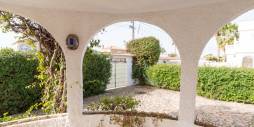 Second hand - Independent villa - Torrevieja - El Chaparral