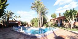 Second hand - Independent villa - Torrevieja - El Chaparral