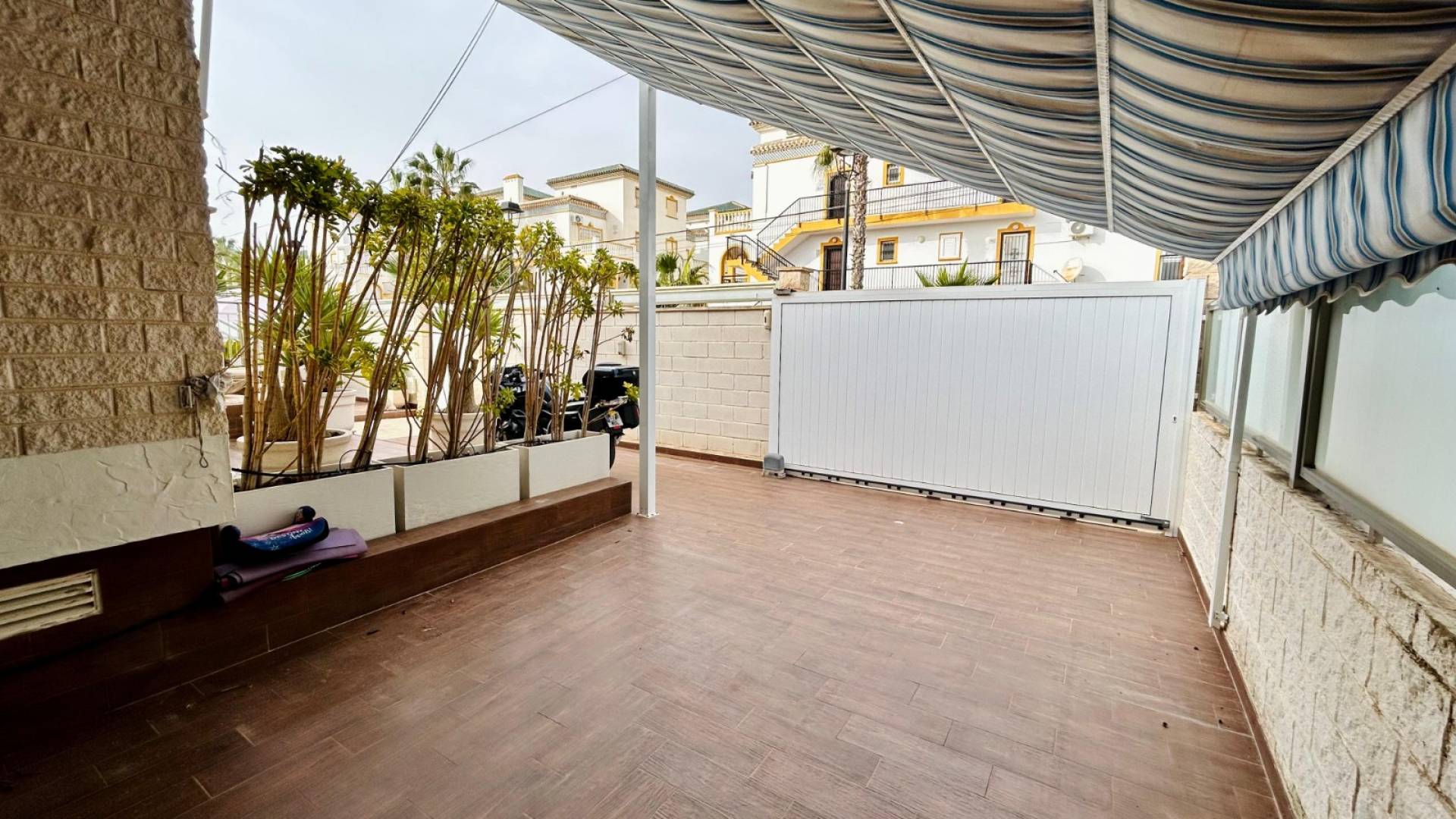 Second hand - Independent villa - Torrevieja - La Mata