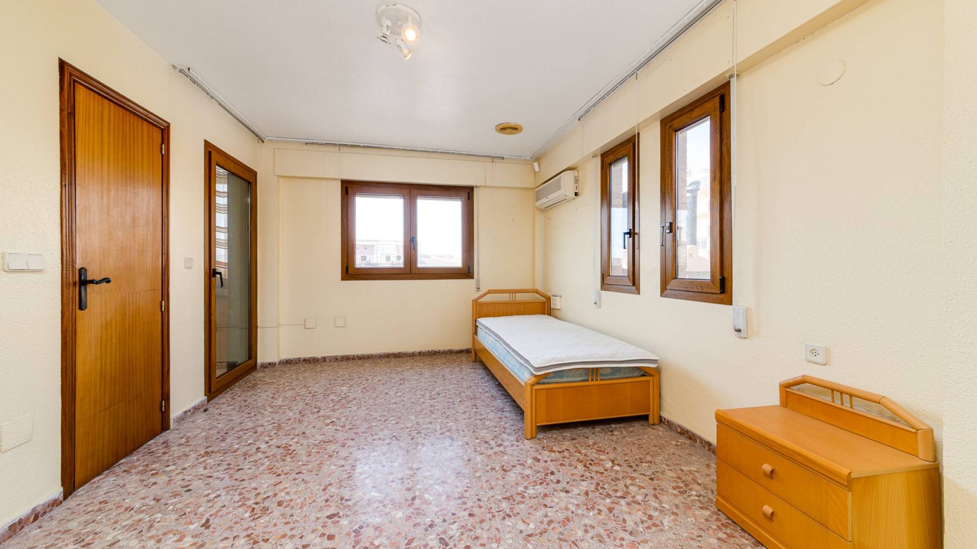 Second hand - Independent villa - Torrevieja - La Mata