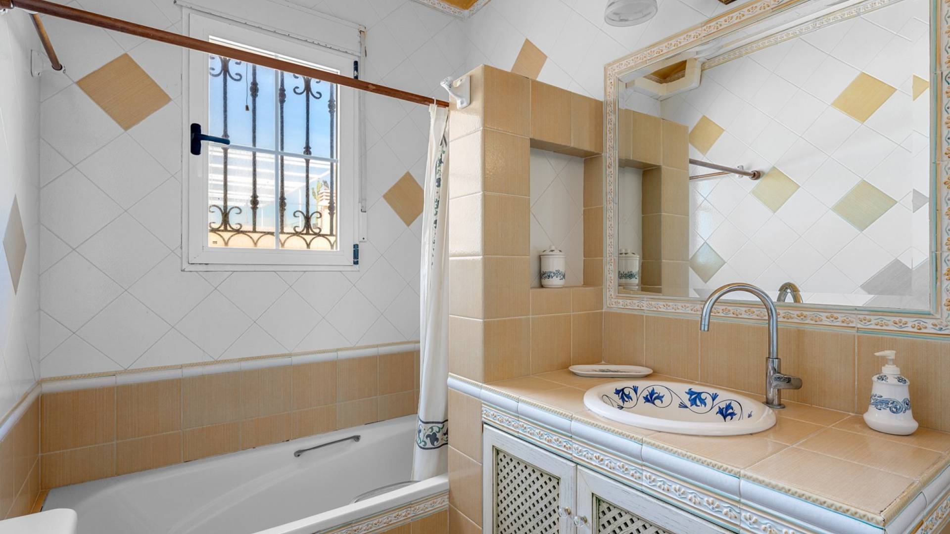 Second hand - Independent villa - Torrevieja - La Mata