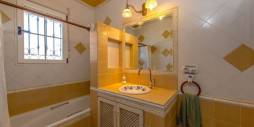Second hand - Independent villa - Torrevieja - La Mata