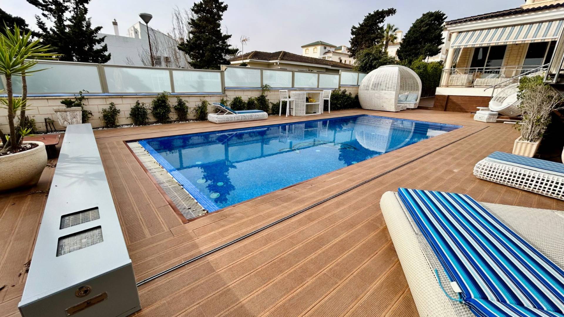 Second hand - Independent villa - Torrevieja - La Mata