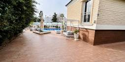 Second hand - Independent villa - Torrevieja - La Mata