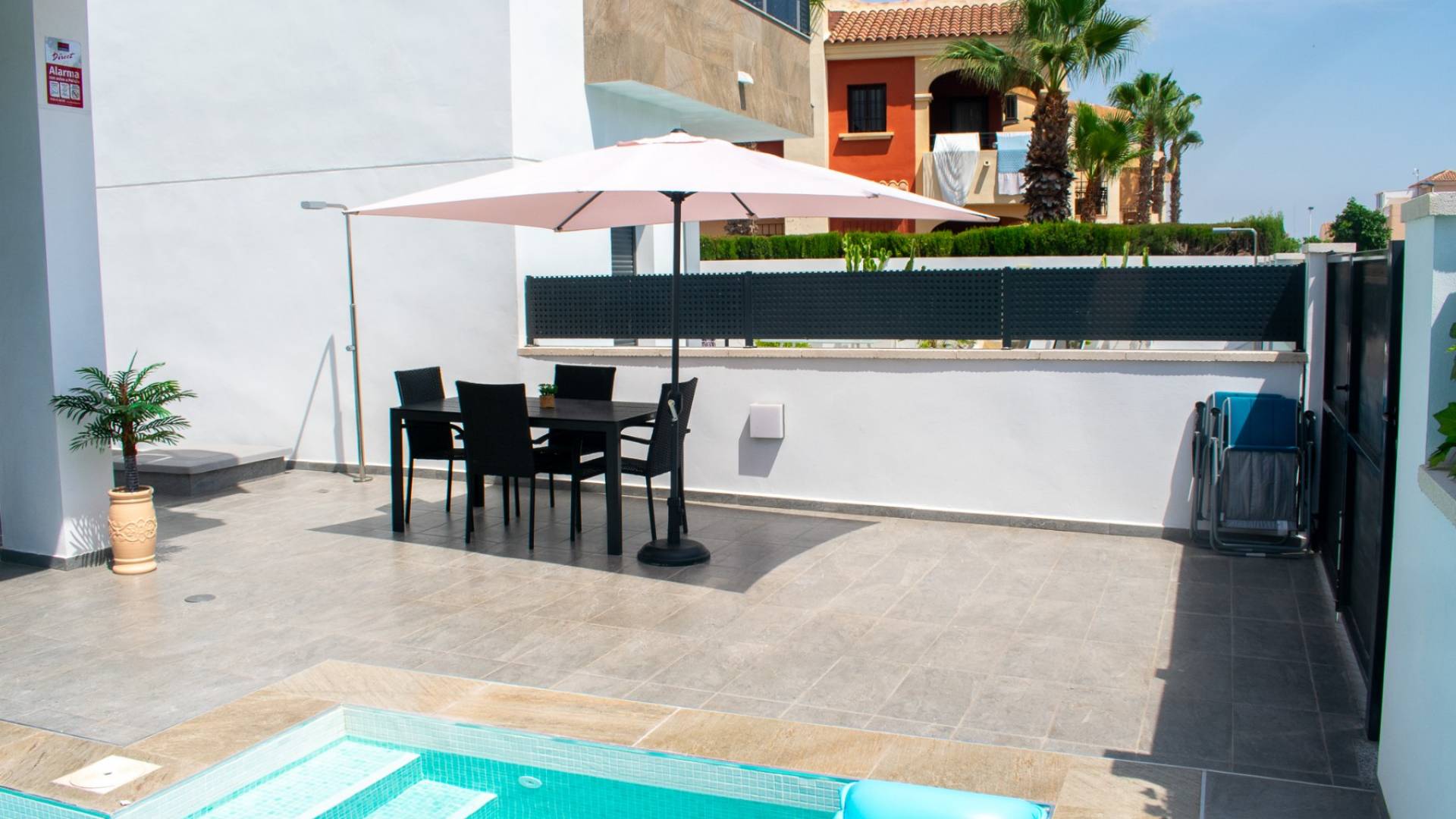 Second hand - Independent villa - Torrevieja - La Siesta - El Salado - Torreta