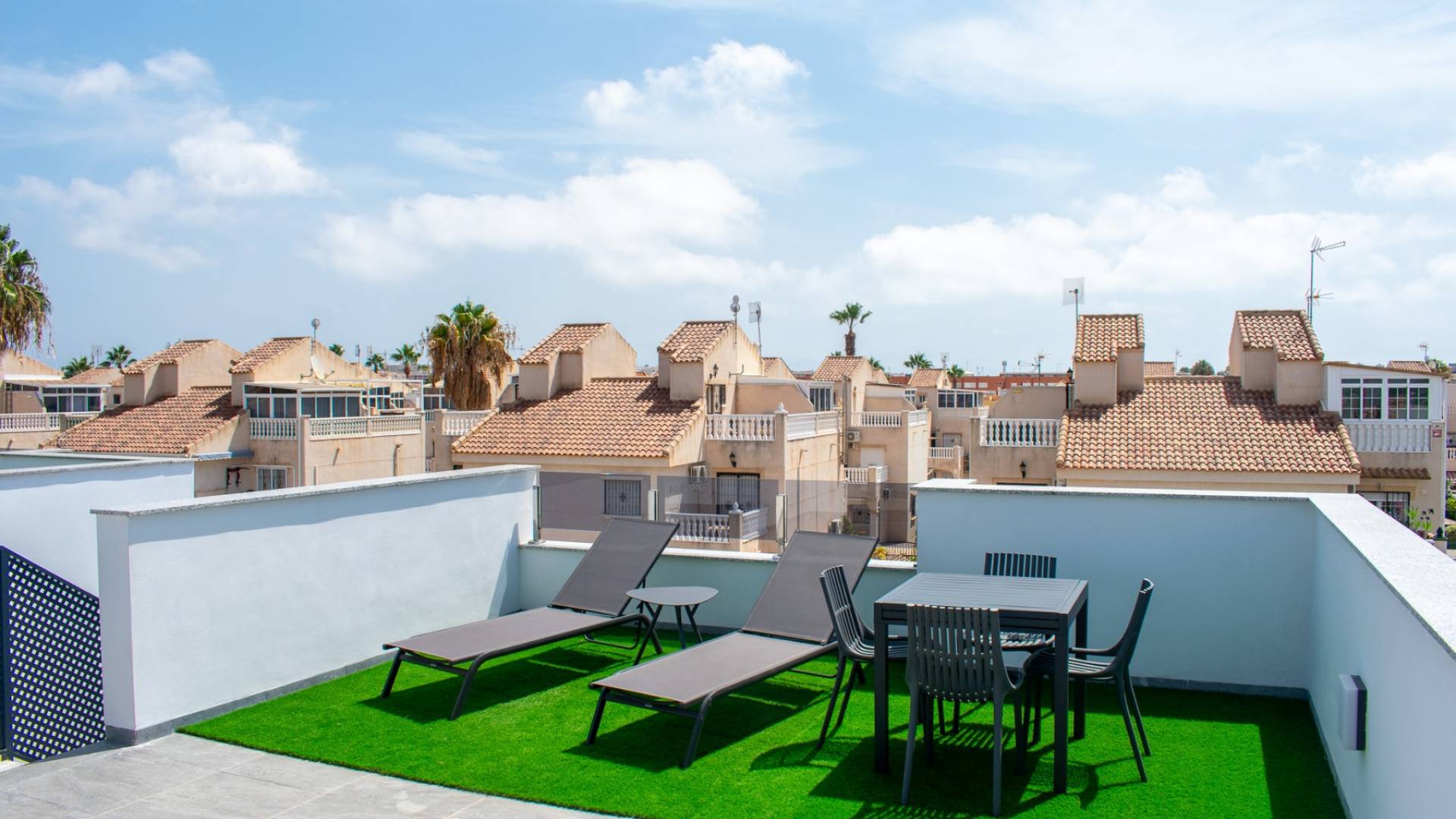 Second hand - Independent villa - Torrevieja - La Siesta - El Salado - Torreta