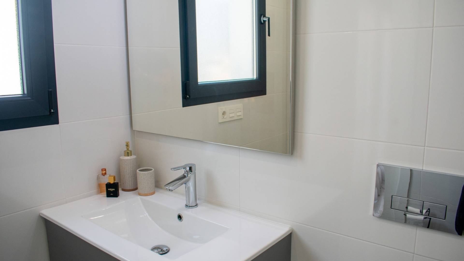 Second hand - Independent villa - Torrevieja - La Siesta - El Salado - Torreta