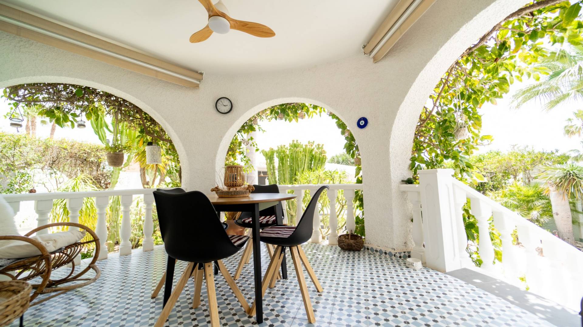 Second hand - Independent villa - Torrevieja - La Siesta - El Salado - Torreta